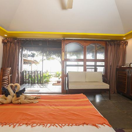 Mariposa Beach Grove Agonda Extérieur photo